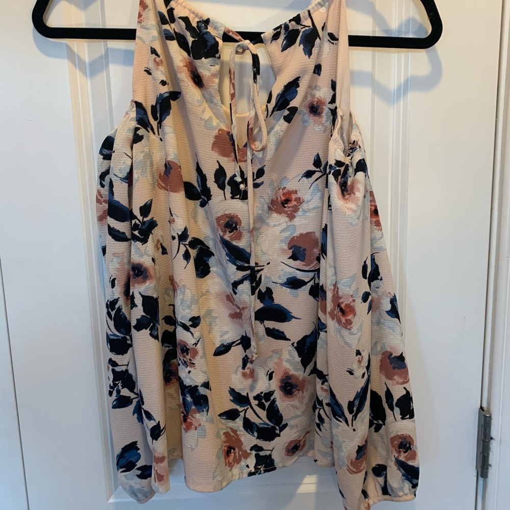 Floral top
